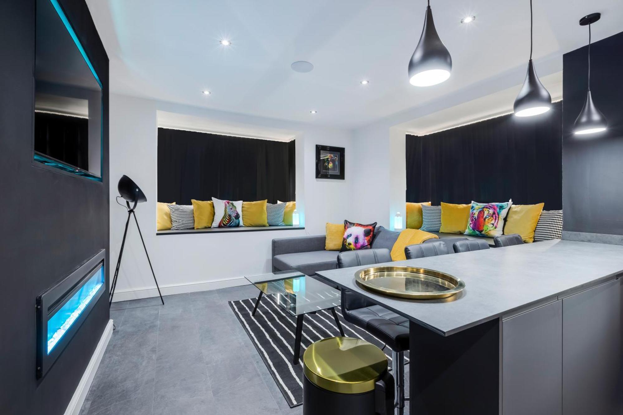 Two Bed Modern Apartment 5Min Walk To Town Centre With Free Parking ! Under New Management Blackpool Exterior foto
